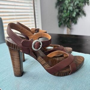 Salvatore Ferragamo Brown Leather Ankle Strap Sandals Size 9.5